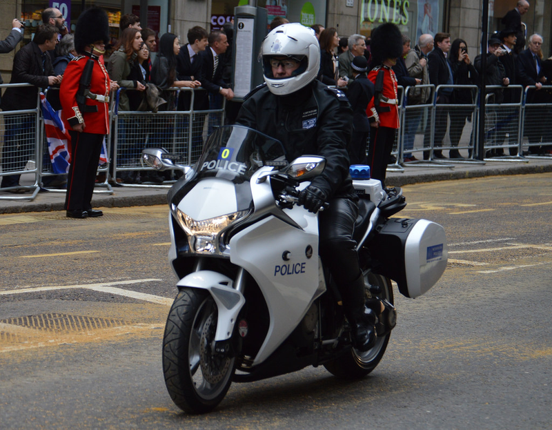 Illustration for article titled Motorbikes aren't my thing...